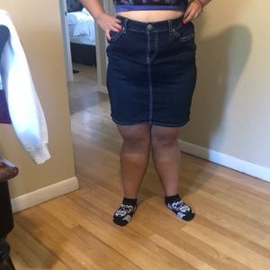 Denim skirt